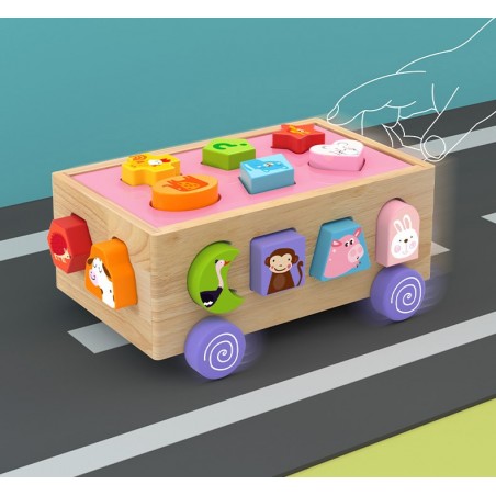 Drewniany sorter na kółkach 