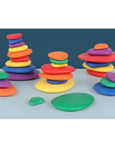 Drewniane klocki kamienie