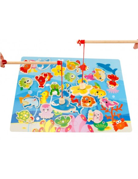 Drewniane rybki do łowienia