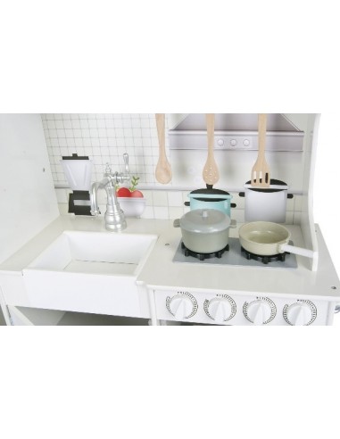 Ogromna drewniana biała kuchnia z...