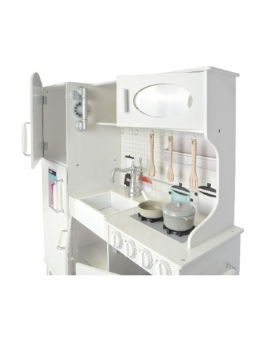 Ogromna drewniana biała kuchnia z...