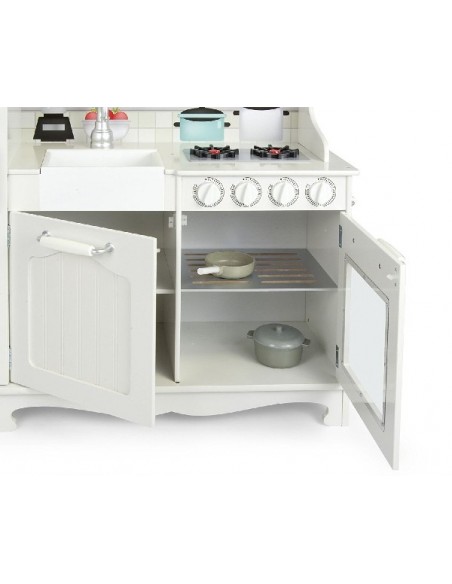 Ogromna drewniana biała kuchnia z akcesoriami piekarnik lodówka