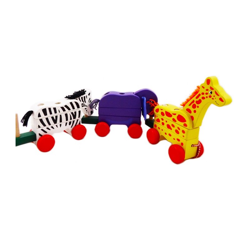 Ogromny drewniany pociąg zwierzęta