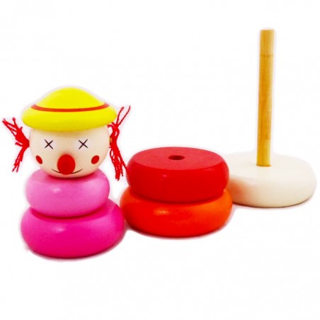 Drewniana piramida. Wieża klaun różowy