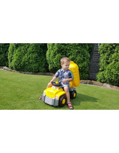 Duża wywrotka czerwona- jeździk 