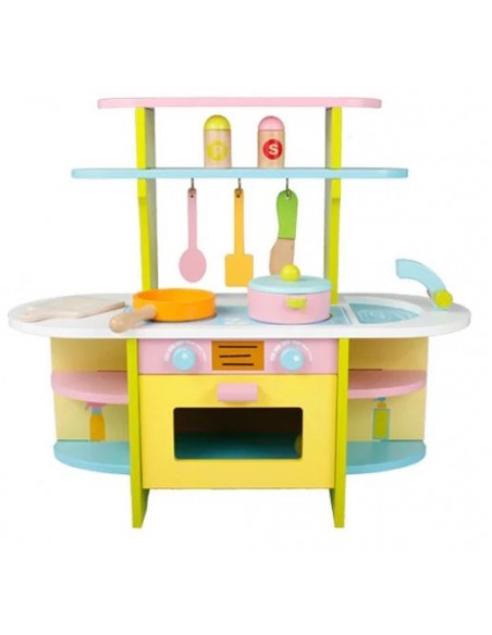 Drewniana kuchnia z akcesoriami